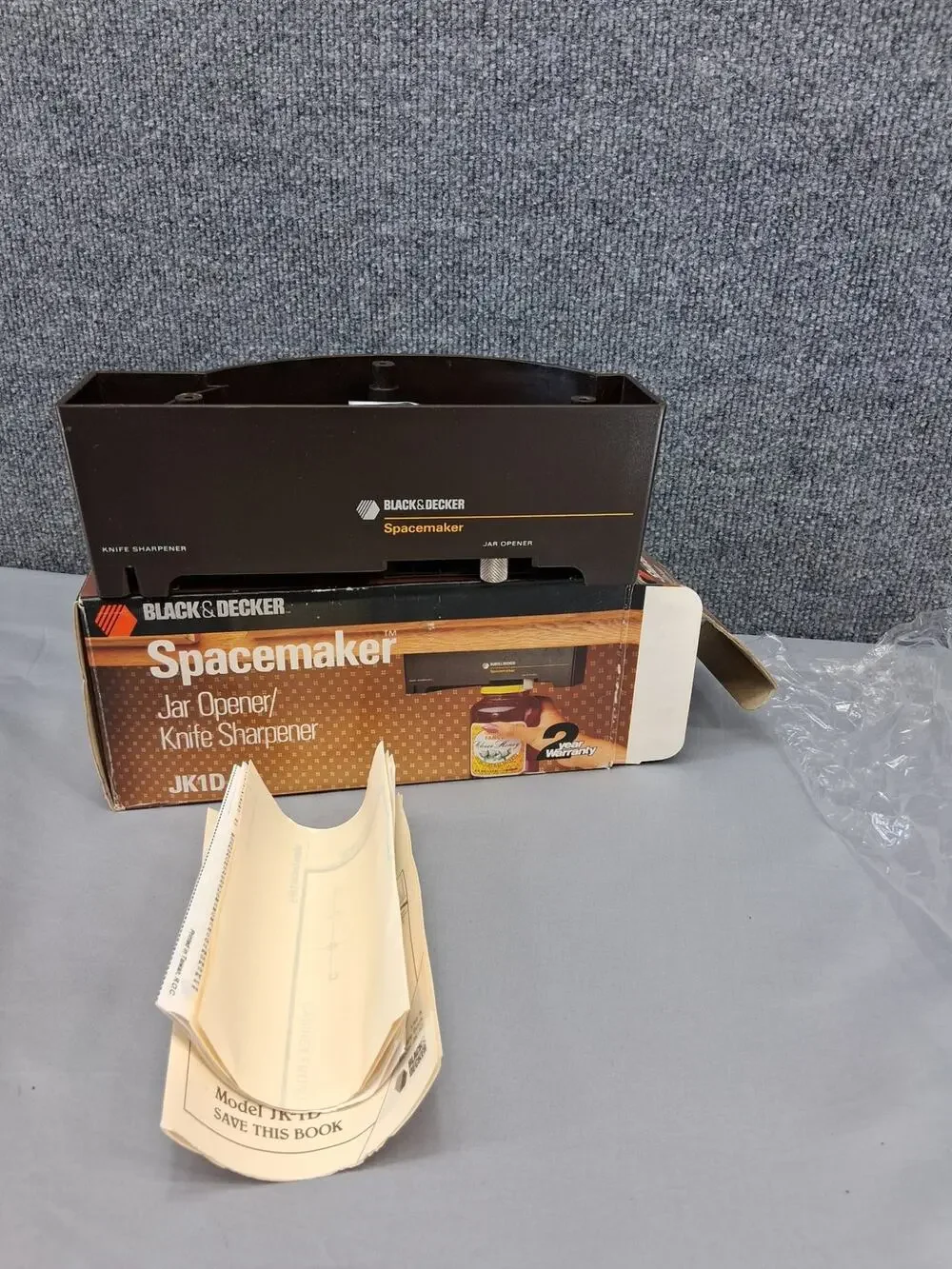 Vintage Black & Decker Spacemaker Jar Opener Knife Sharpener JK1D Black New